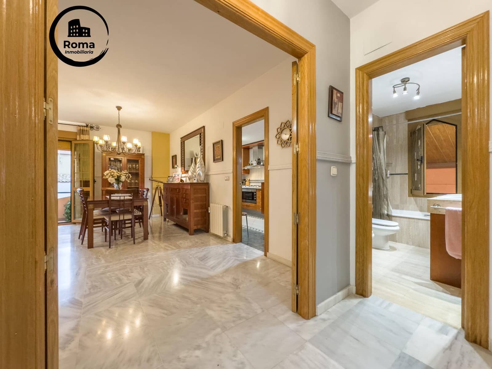 4 sypialnia Dom blizniak na sprzedaż w Las Gabias z basenem garażem - 384 900 € (Ref: 9815984)