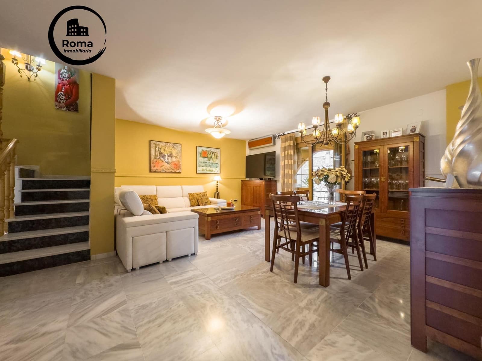 4 sypialnia Dom blizniak na sprzedaż w Las Gabias z basenem garażem - 384 900 € (Ref: 9815984)
