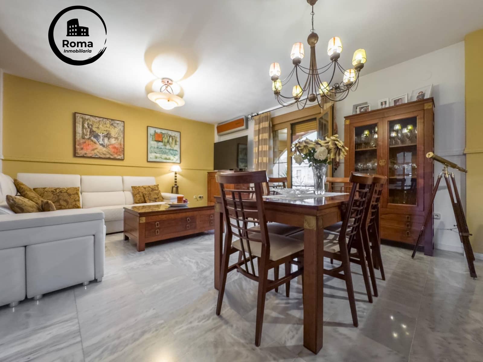 4 sypialnia Dom blizniak na sprzedaż w Las Gabias z basenem garażem - 384 900 € (Ref: 9815984)