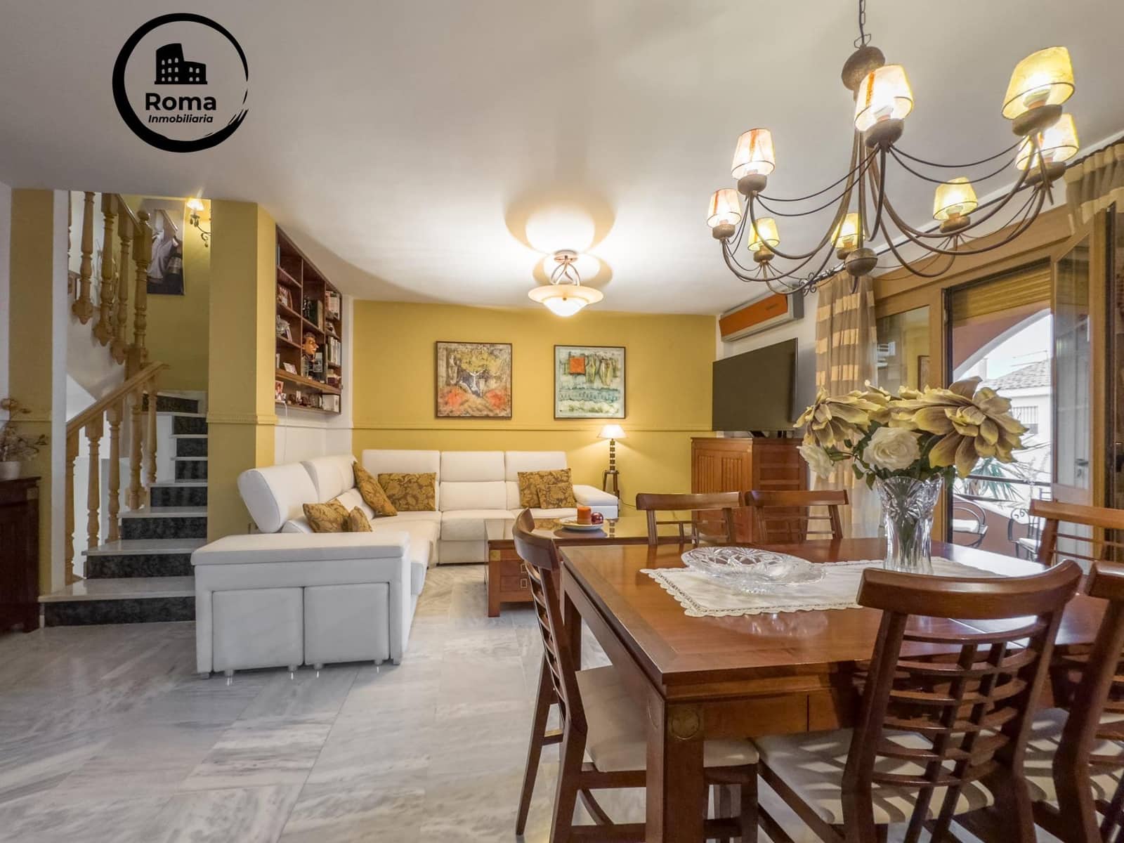 4 sypialnia Dom blizniak na sprzedaż w Las Gabias z basenem garażem - 384 900 € (Ref: 9815984)
