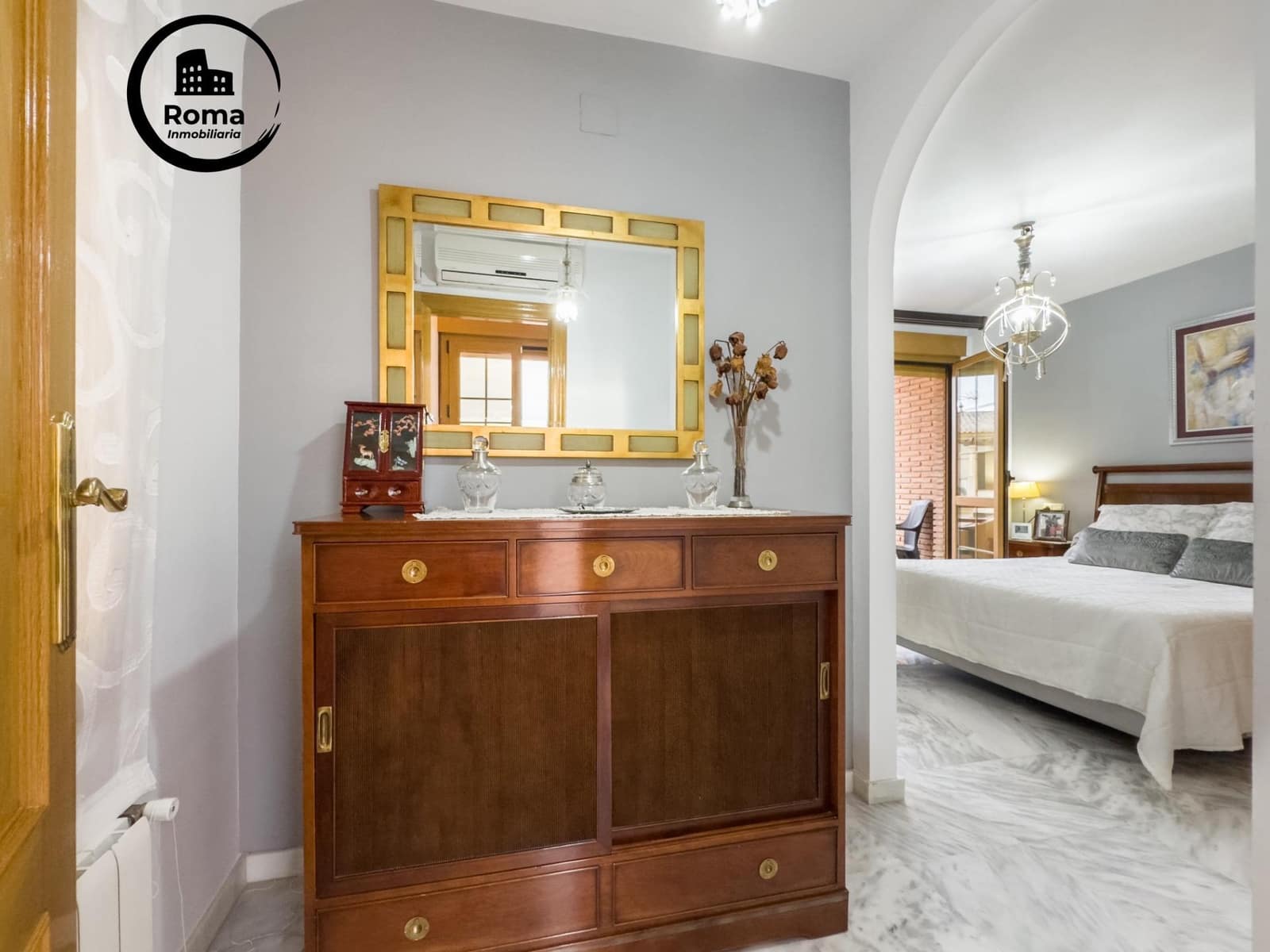 4 sypialnia Dom blizniak na sprzedaż w Las Gabias z basenem garażem - 384 900 € (Ref: 9815984)
