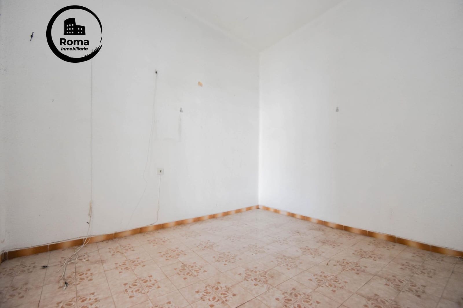 6 makuuhuone Omakotitalo myytävänä paikassa Atarfe - 92 000 € (Ref: 9815985)