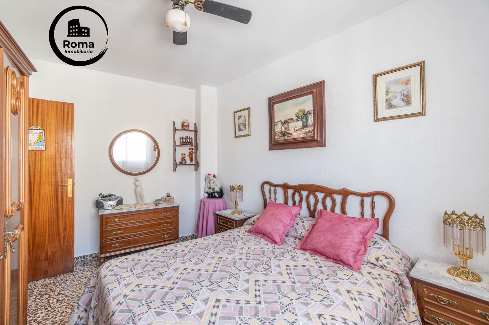 4 sypialnia Dom na sprzedaż w Atarfe z basenem - 280 000 € (Ref: 9815986)