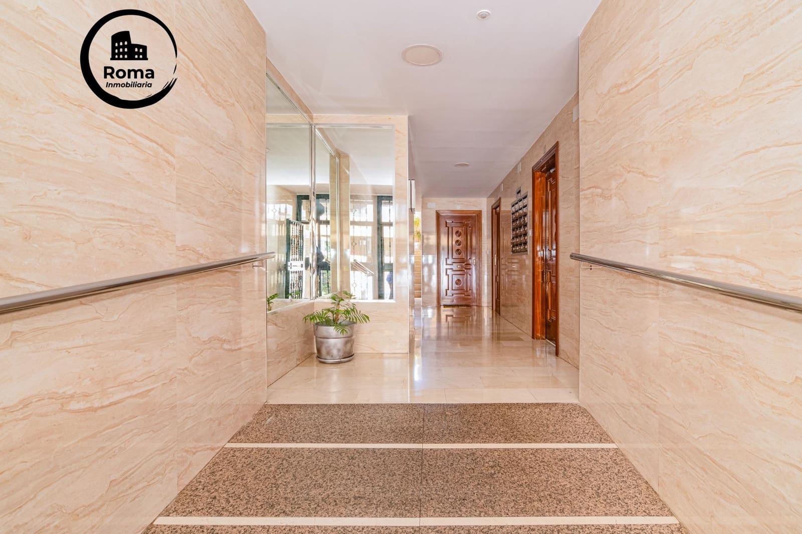 3 soveværelse Lejlighed til salg i Granada by med garage - € 265.000 (Ref: 9818353)