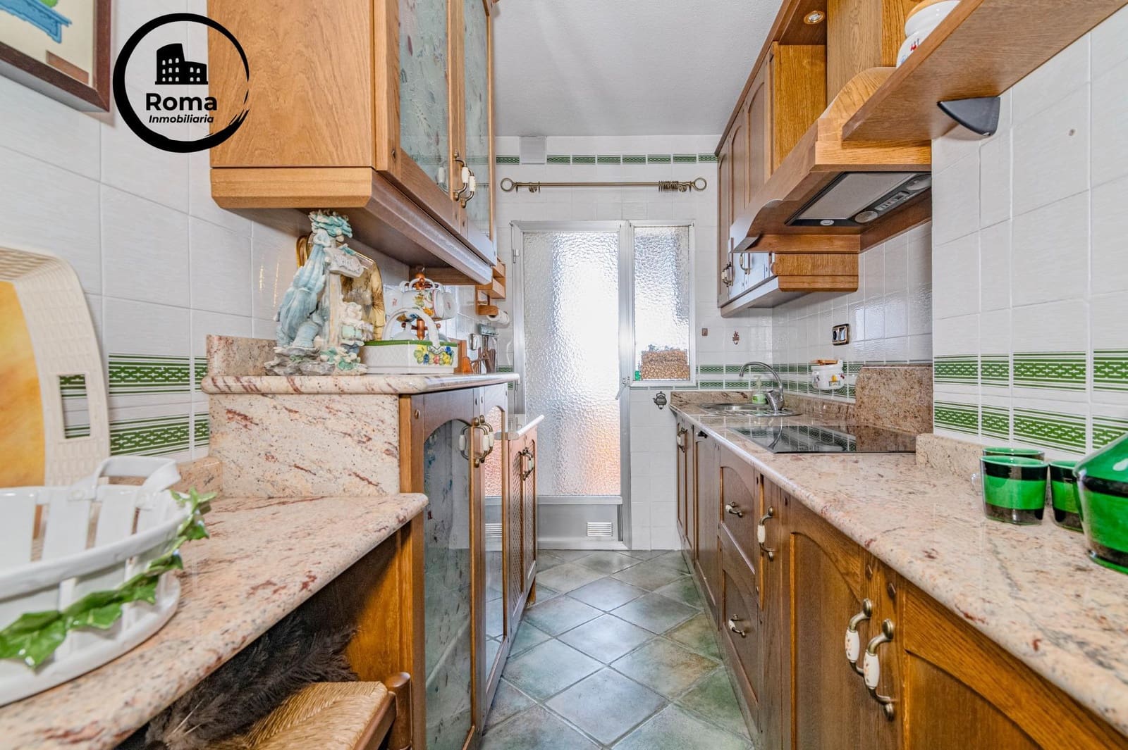 3 soveværelse Lejlighed til salg i Granada by med garage - € 265.000 (Ref: 9818353)
