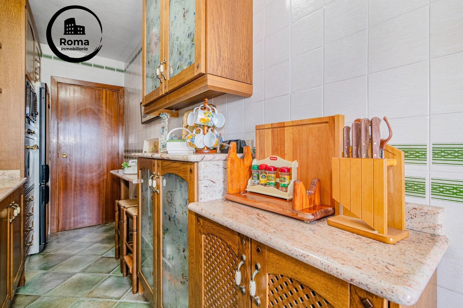 3 soveværelse Lejlighed til salg i Granada by med garage - € 265.000 (Ref: 9818353)
