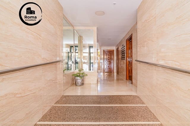 3 soveværelse Lejlighed til salg i Granada by med garage - € 265.000 (Ref: 9818353)