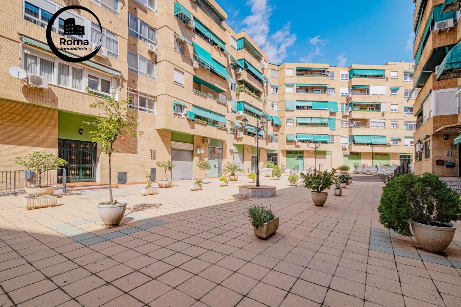 3 soveværelse Lejlighed til salg i Granada by med garage - € 265.000 (Ref: 9818353)