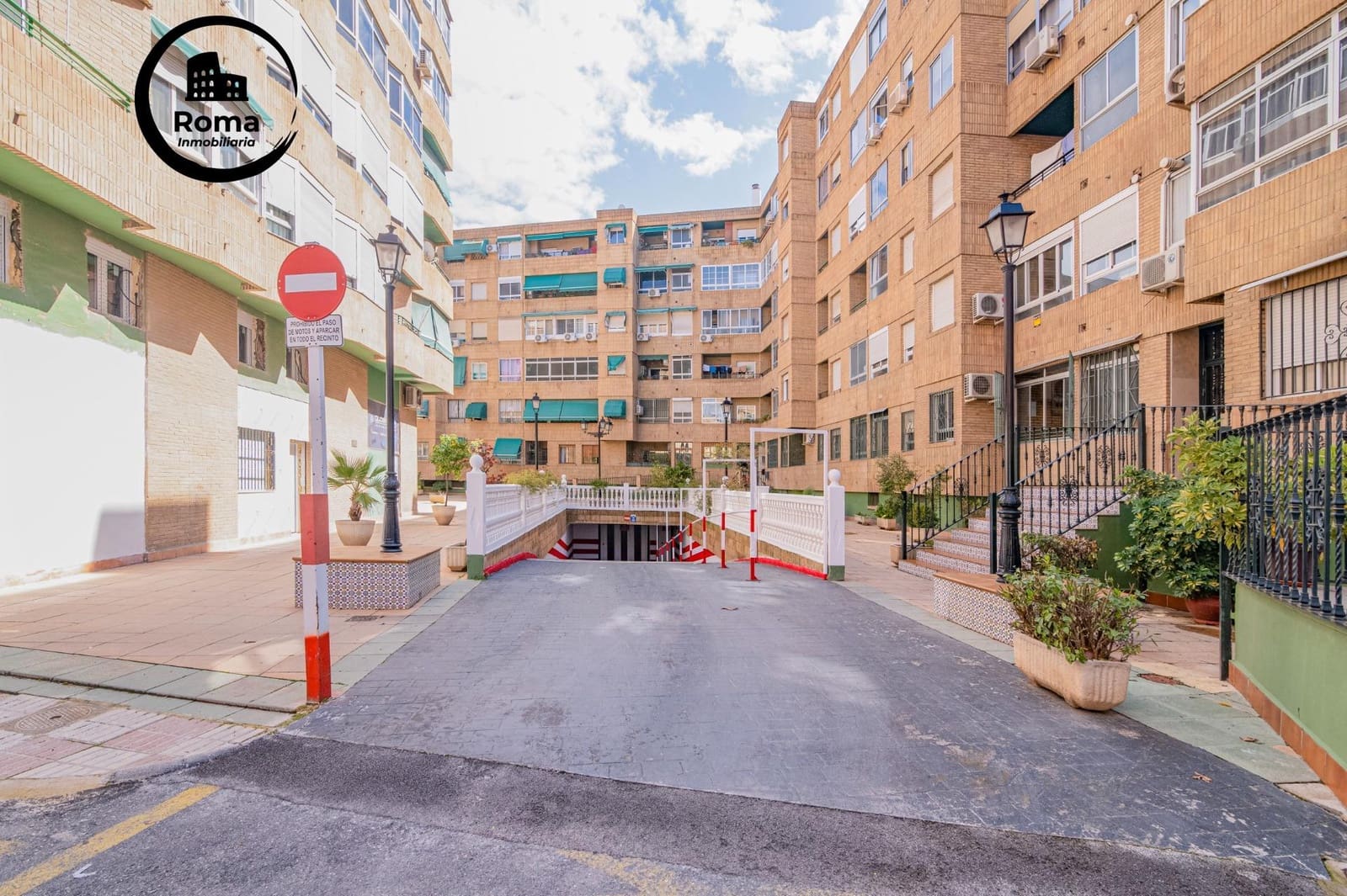 3 soveværelse Lejlighed til salg i Granada by med garage - € 265.000 (Ref: 9818353)