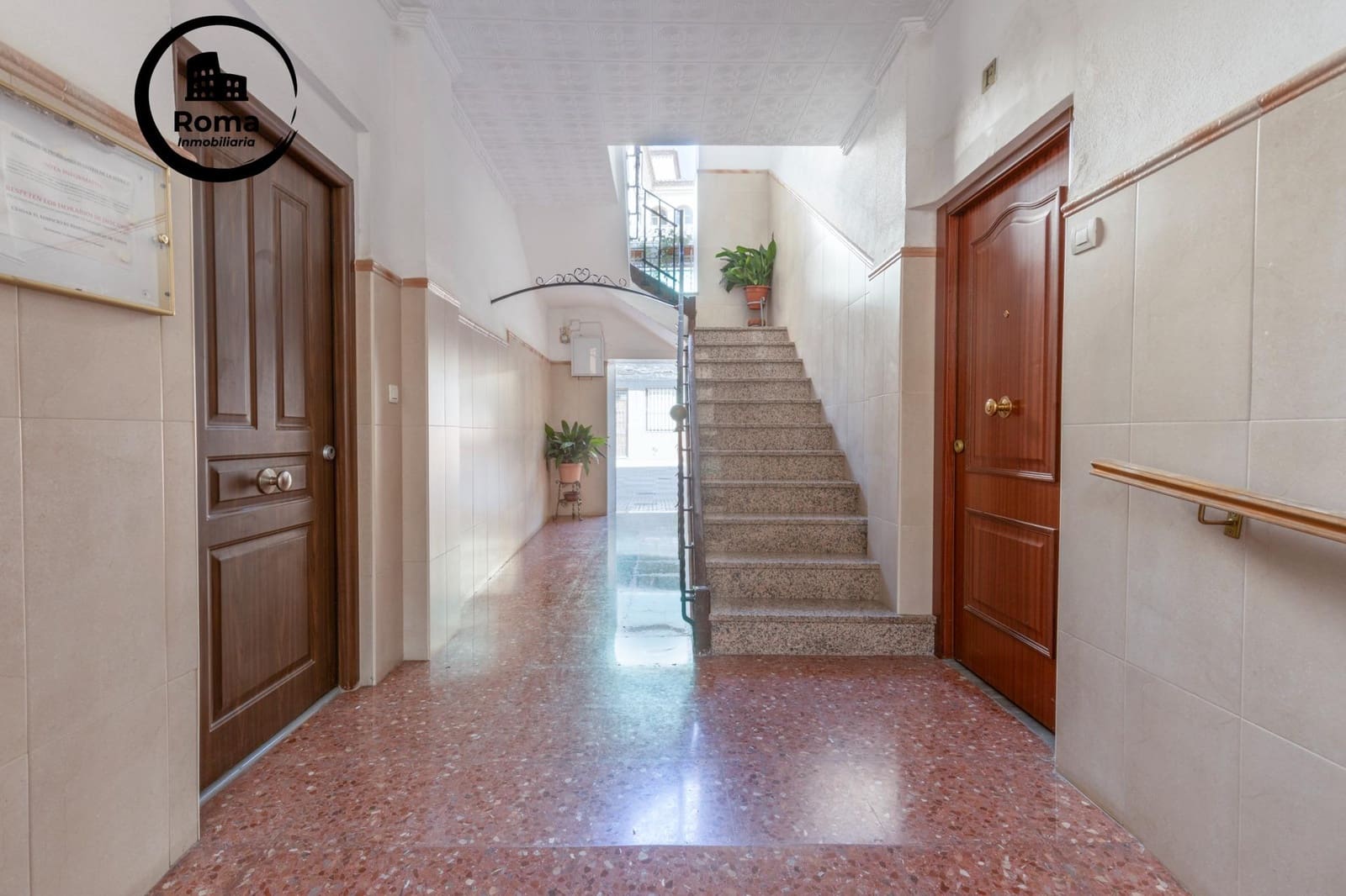 2 soveværelse Lejlighed til salg i Granada by - € 189.000 (Ref: 9818357)
