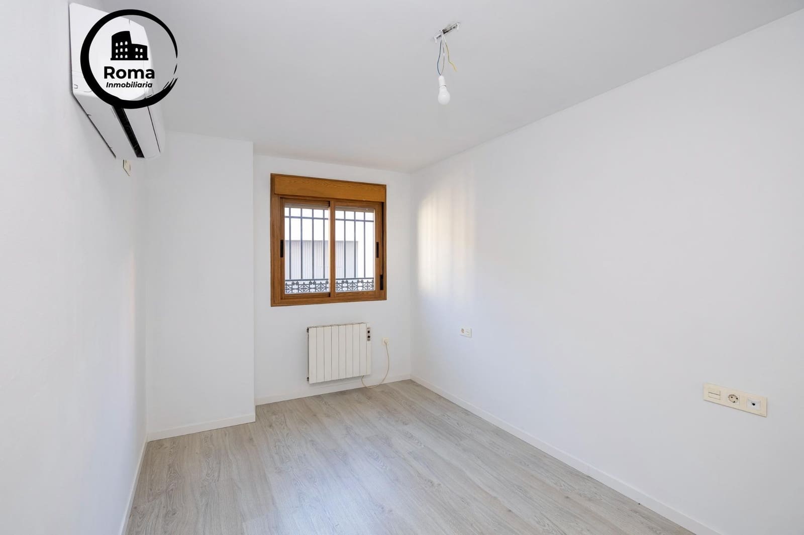 Piso de 2 habitaciones en Atarfe en venta - 150.000 € (Ref: 9818373)