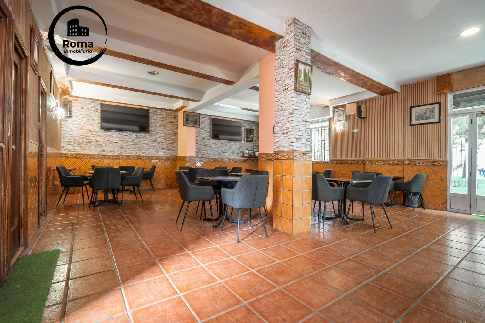 Kommersiell till salu i Granada stad - 135 000 € (Ref: 9818374)