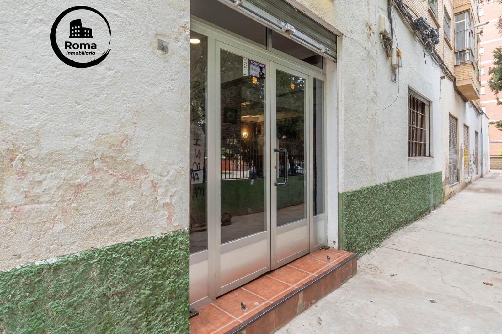 Kommersiell till salu i Granada stad - 135 000 € (Ref: 9818374)