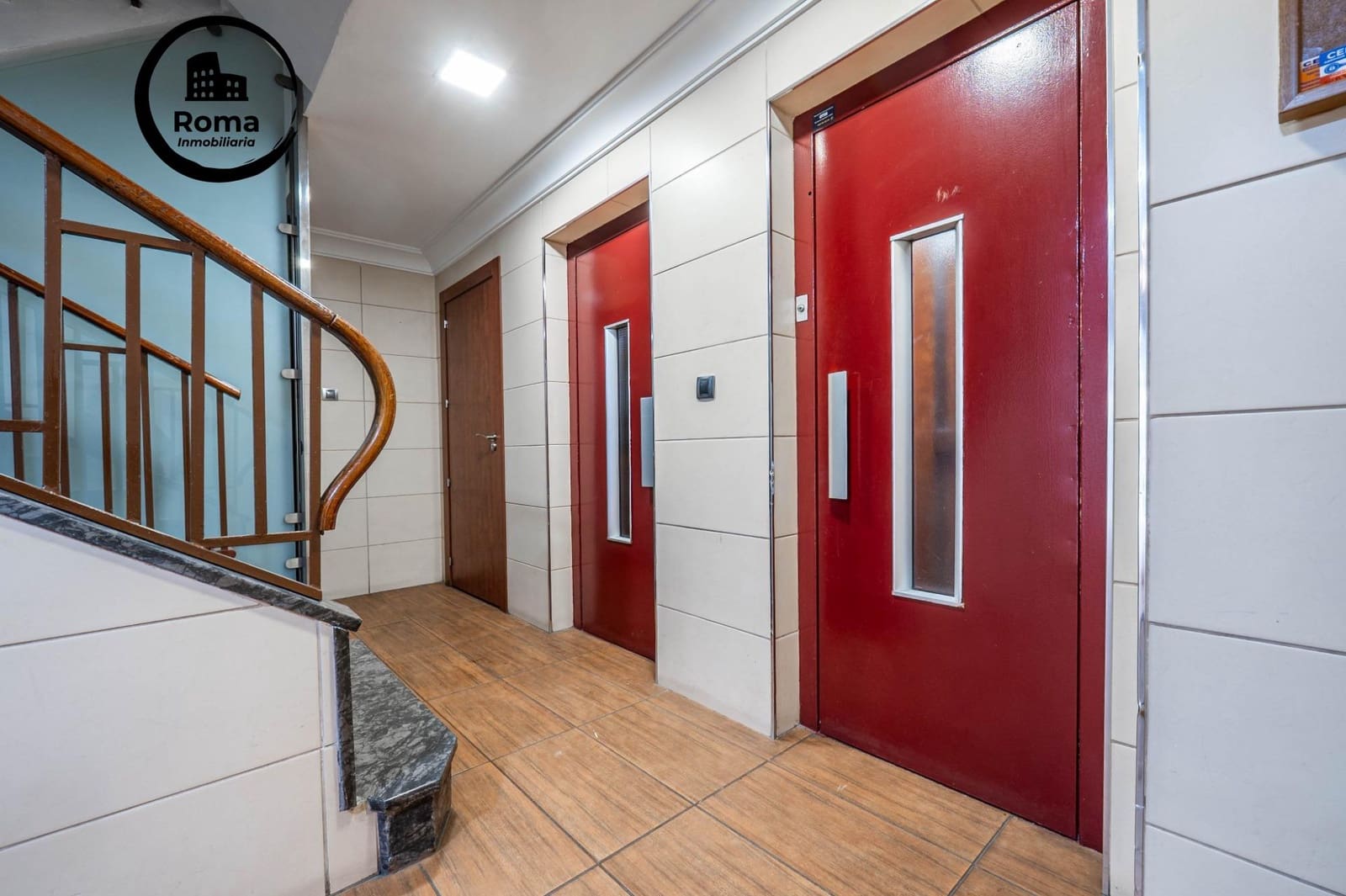 4 soveværelse Lejlighed til salg i Granada by med garage - € 575.000 (Ref: 9818375)