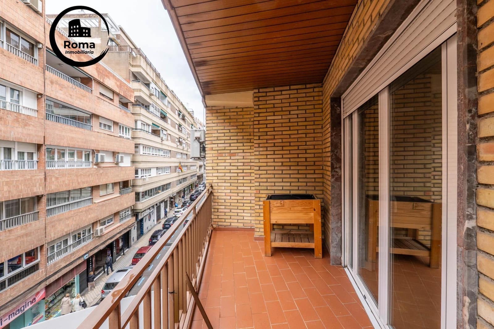 4 soveværelse Lejlighed til salg i Granada by med garage - € 575.000 (Ref: 9818375)
