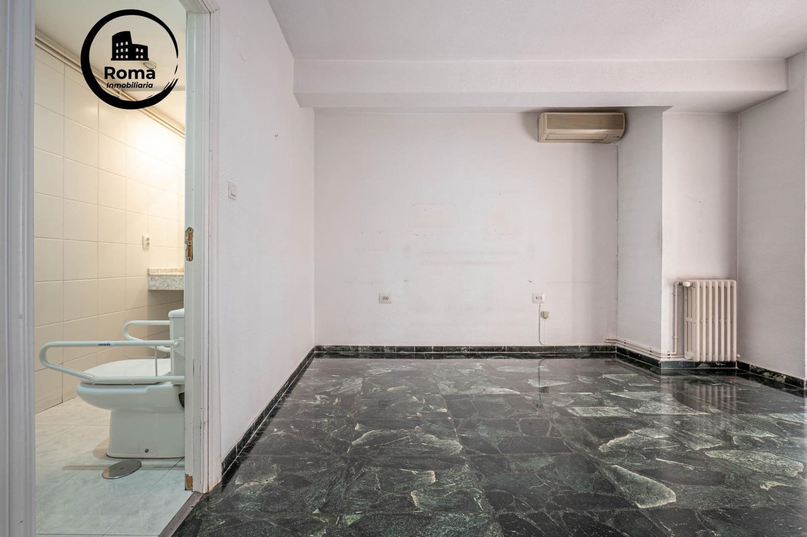 4 soveværelse Lejlighed til salg i Granada by med garage - € 575.000 (Ref: 9818375)