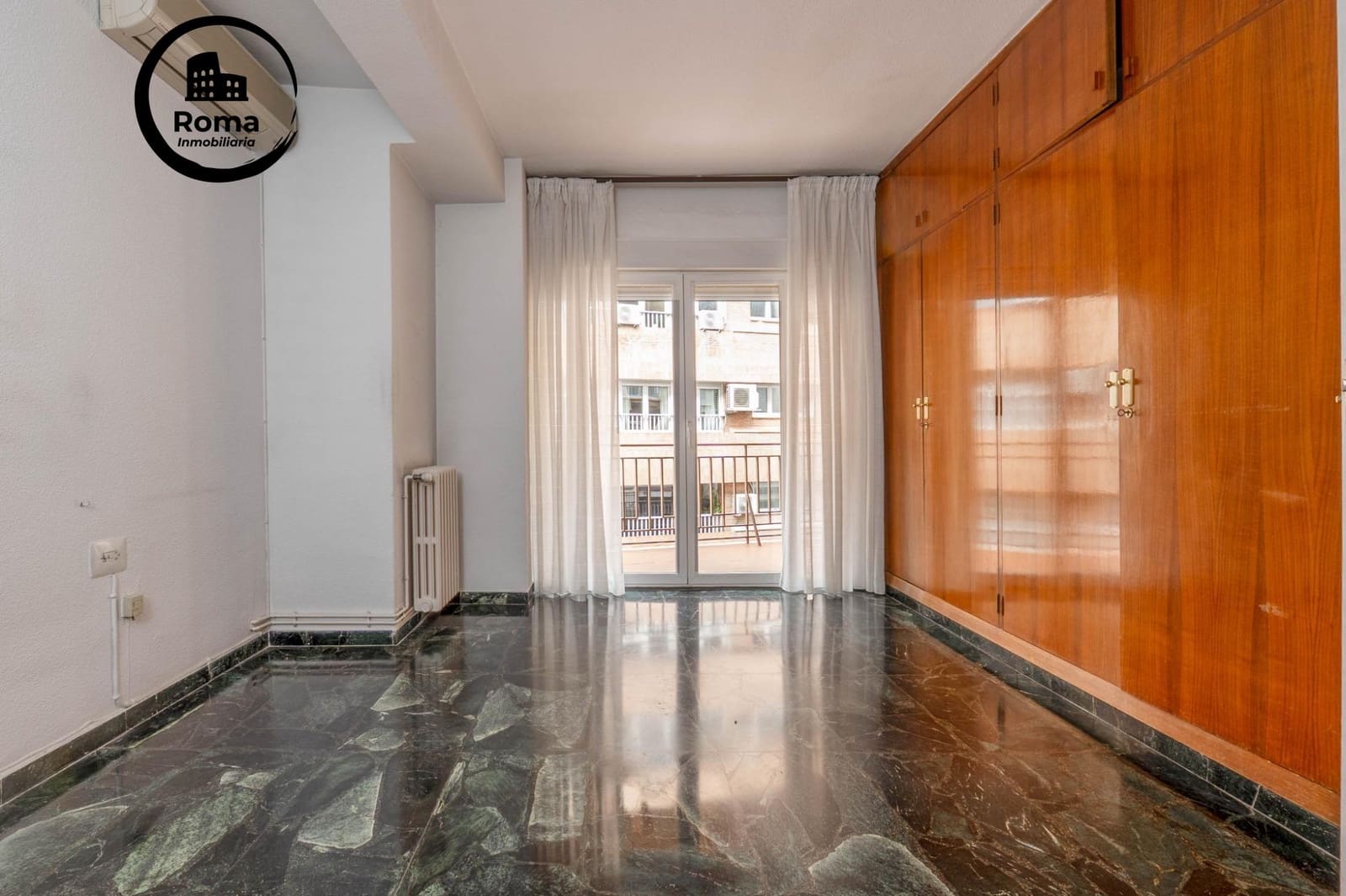 4 soveværelse Lejlighed til salg i Granada by med garage - € 575.000 (Ref: 9818375)