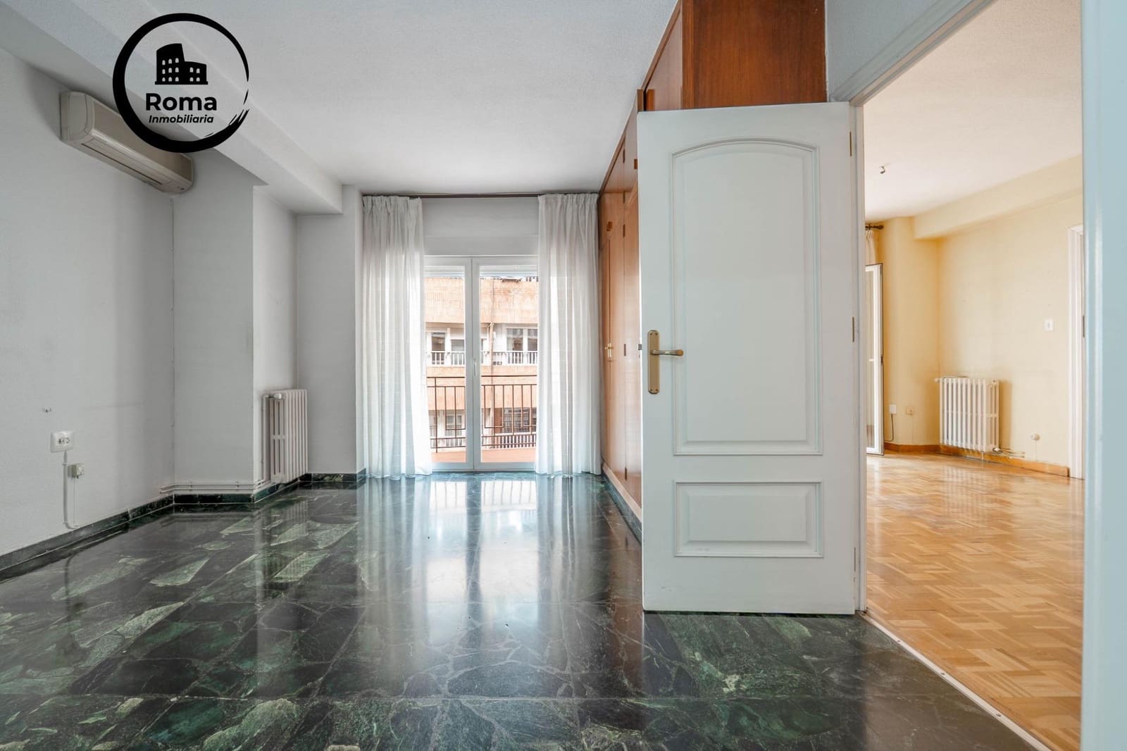4 soveværelse Lejlighed til salg i Granada by med garage - € 575.000 (Ref: 9818375)