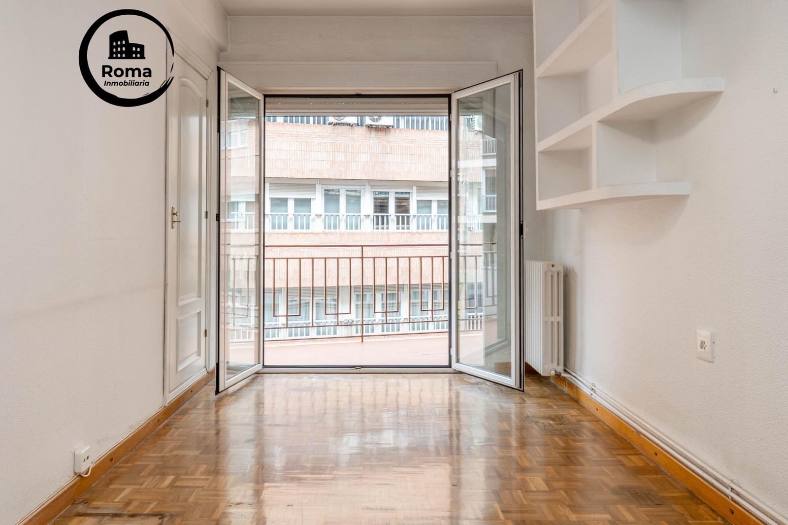4 soveværelse Lejlighed til salg i Granada by med garage - € 575.000 (Ref: 9818375)
