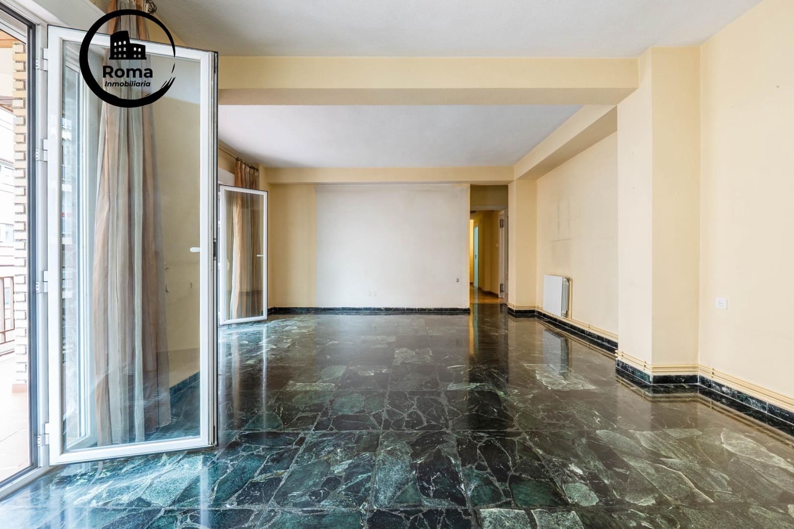 4 soveværelse Lejlighed til salg i Granada by med garage - € 575.000 (Ref: 9818375)