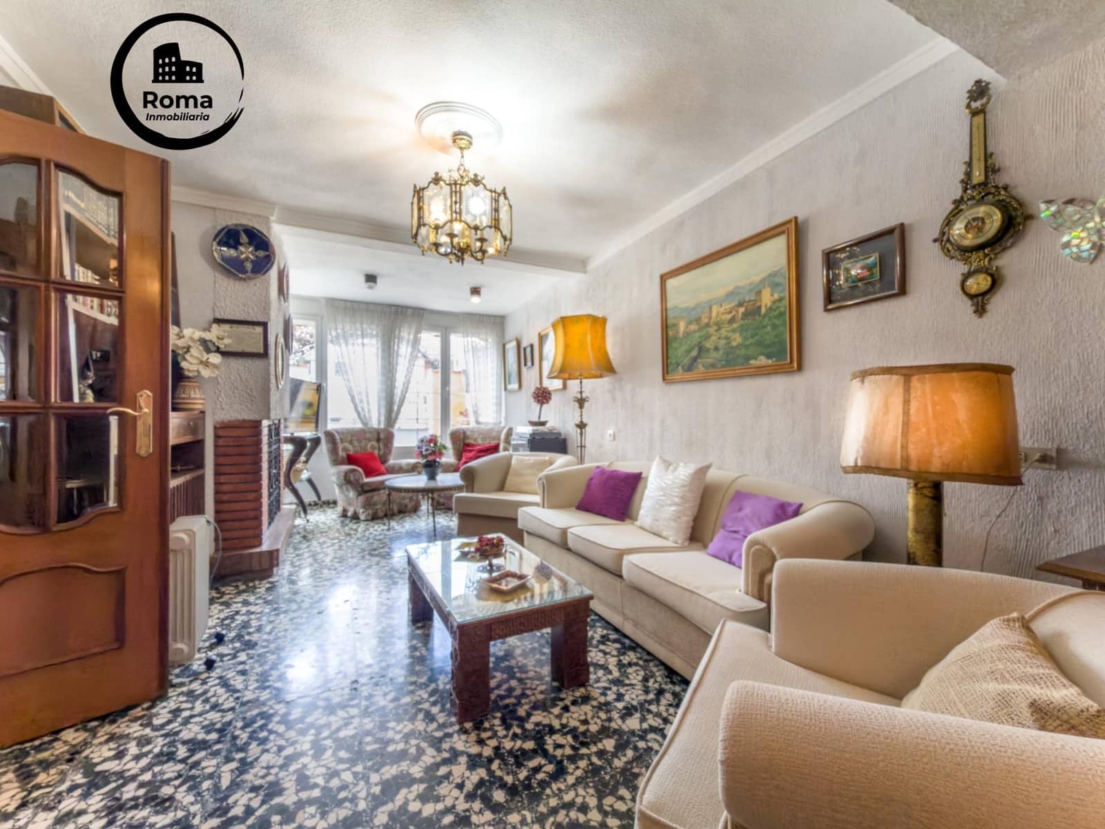 6 Zimmer Doppelhaus zu verkaufen in Granada Stadt mit Garage - 595.000 € (Ref: 9818376)
