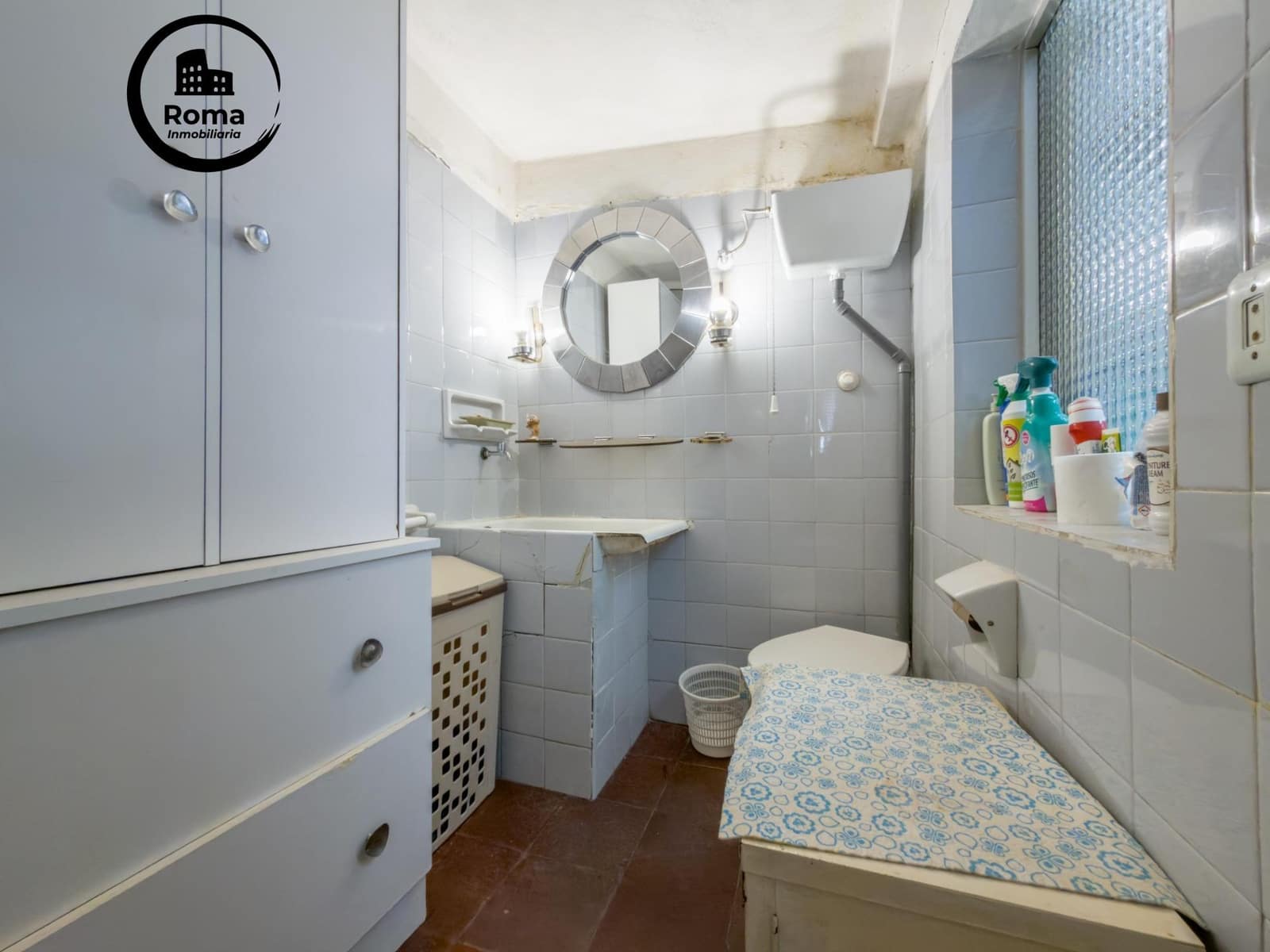 6 Zimmer Doppelhaus zu verkaufen in Granada Stadt mit Garage - 595.000 € (Ref: 9818376)