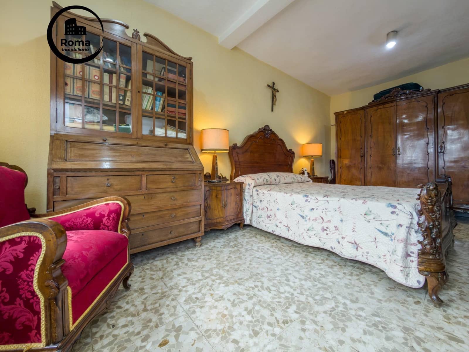 6 Zimmer Doppelhaus zu verkaufen in Granada Stadt mit Garage - 595.000 € (Ref: 9818376)
