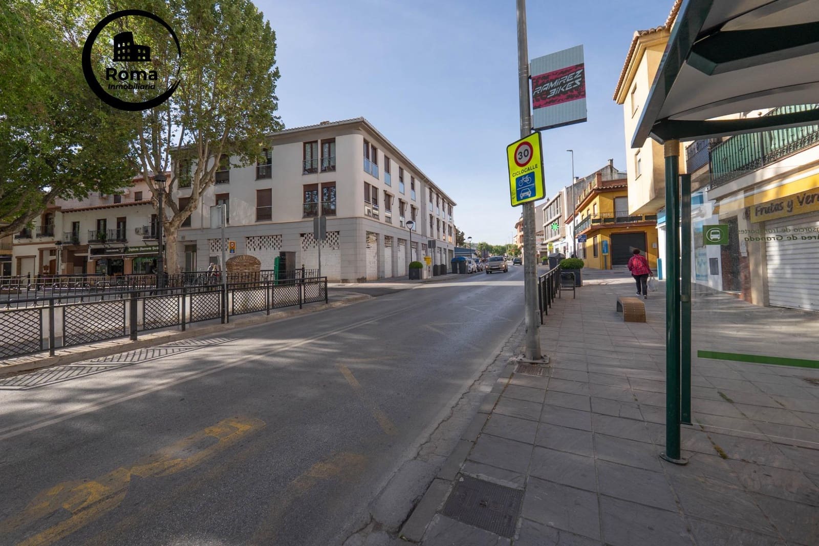 Local Commercial à vendre à Ogijares avec garage - 400 000 € (Ref: 9820640)