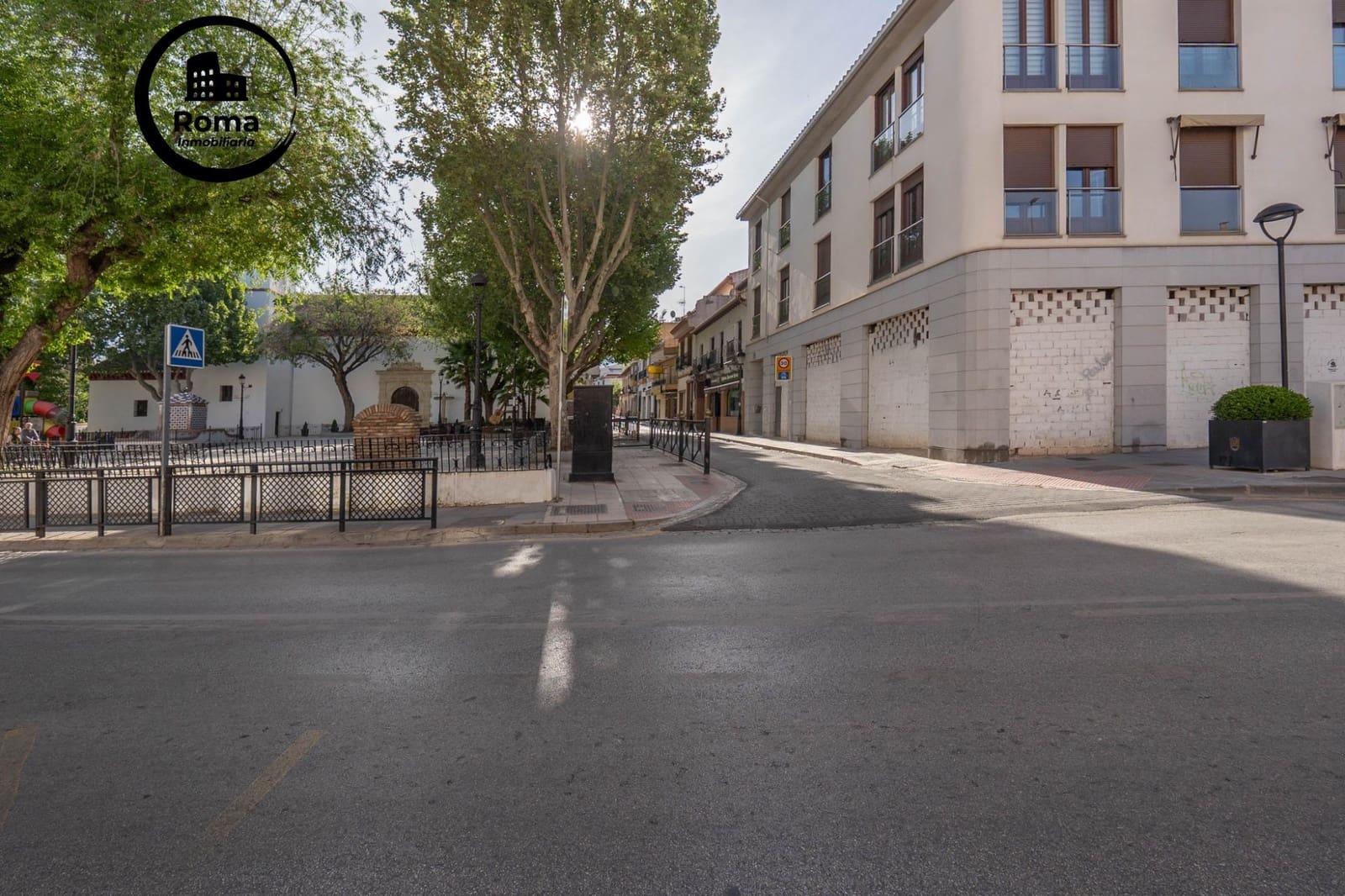 Local Commercial à vendre à Ogijares avec garage - 400 000 € (Ref: 9820640)