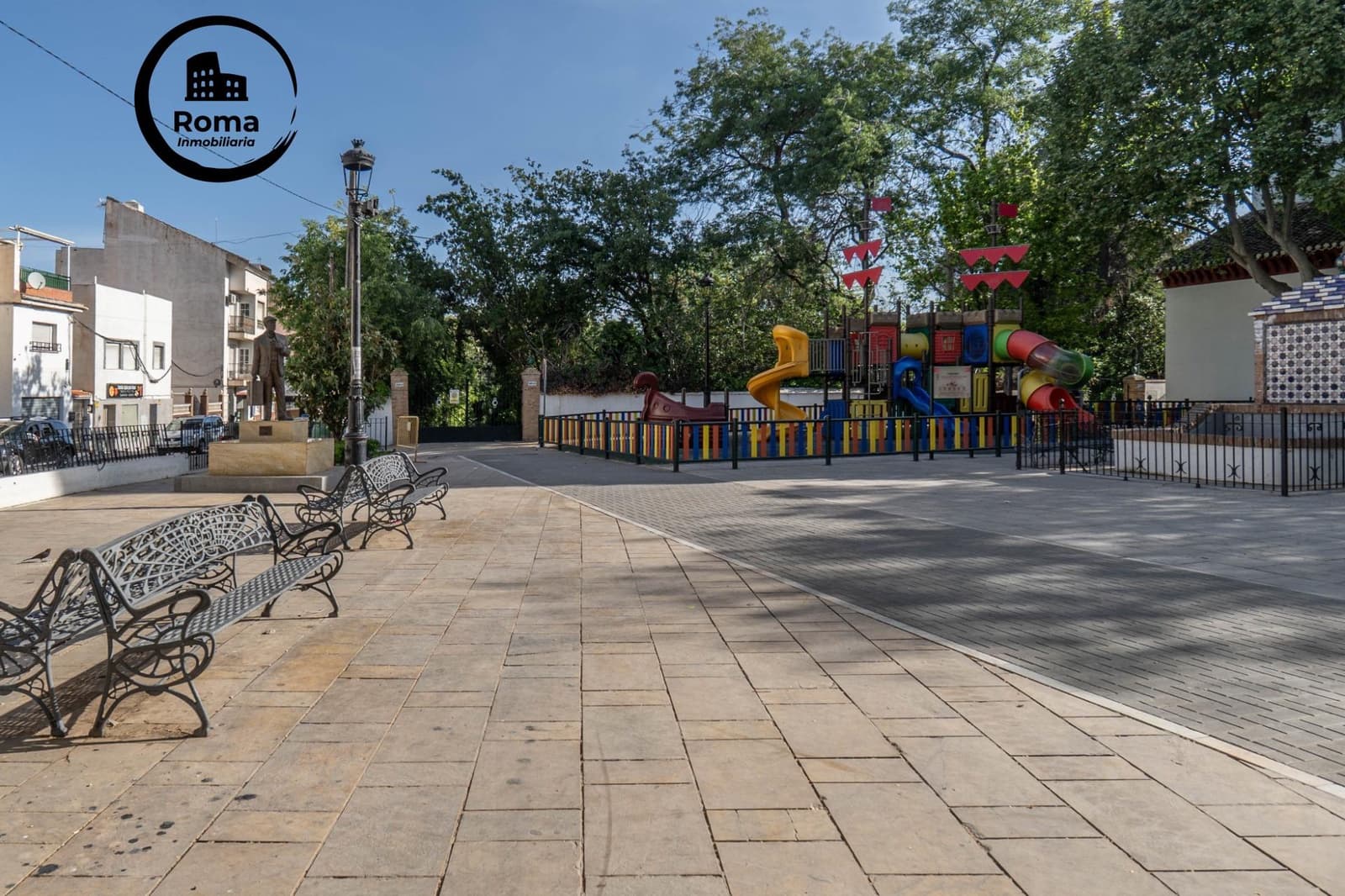 Local Commercial à vendre à Ogijares avec garage - 400 000 € (Ref: 9820640)