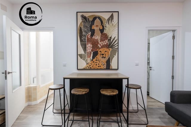 2 soveværelse Lejlighed til salg i Centro, Granada by - € 232.000 (Ref: 9823037)