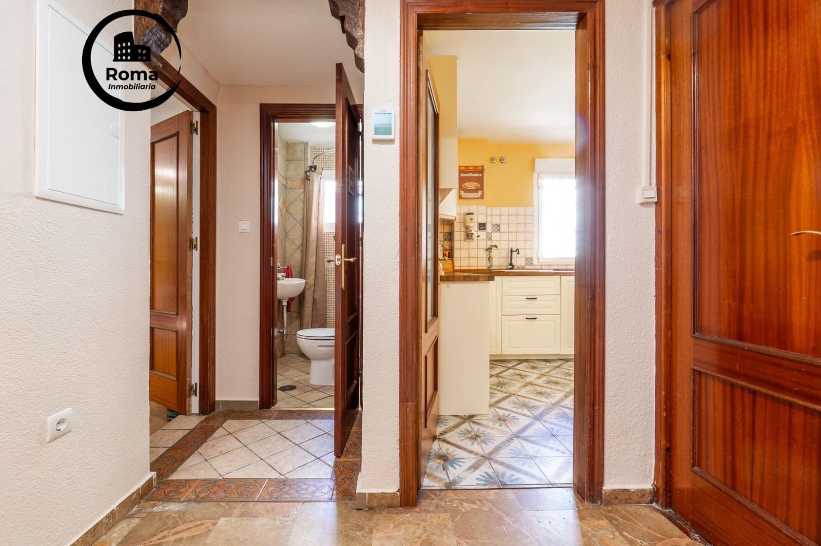 5 bedroom Villa for sale in Gojar with pool garage - € 349,000 (Ref: 9825397)