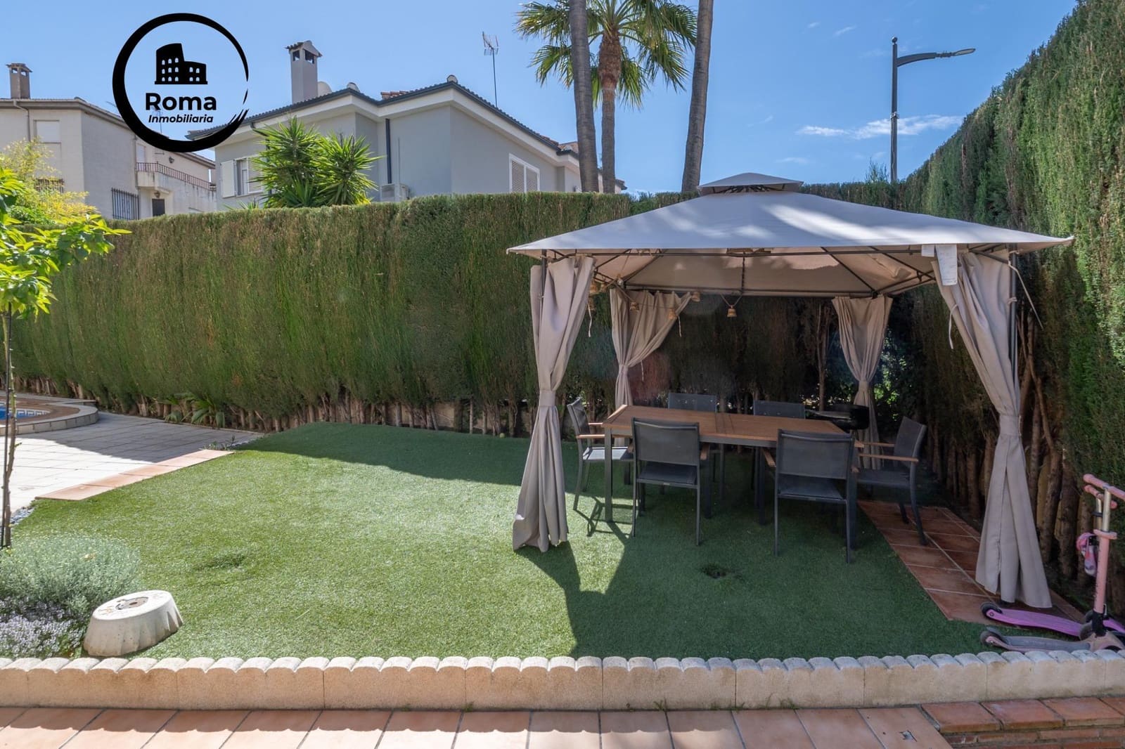 5 bedroom Villa for sale in Gojar with pool garage - € 349,000 (Ref: 9825397)