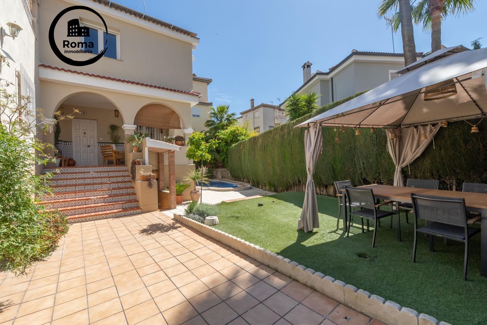 5 bedroom Villa for sale in Gojar with pool garage - € 349,000 (Ref: 9825397)