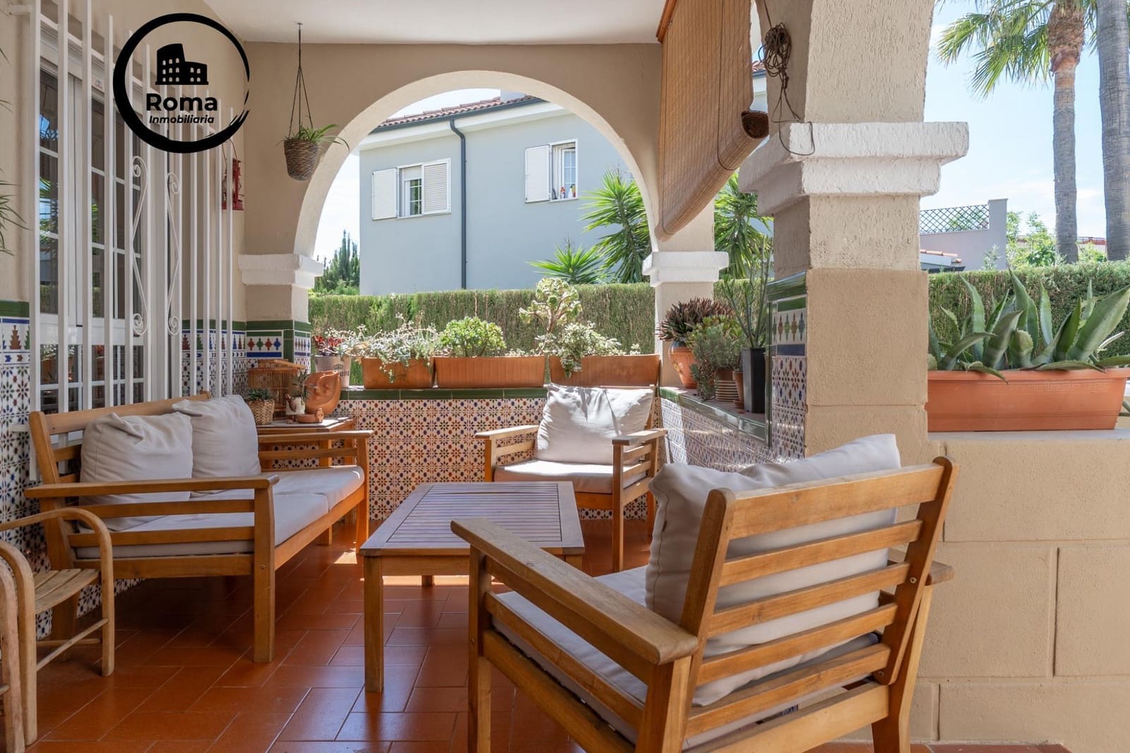 5 bedroom Villa for sale in Gojar with pool garage - € 349,000 (Ref: 9825397)