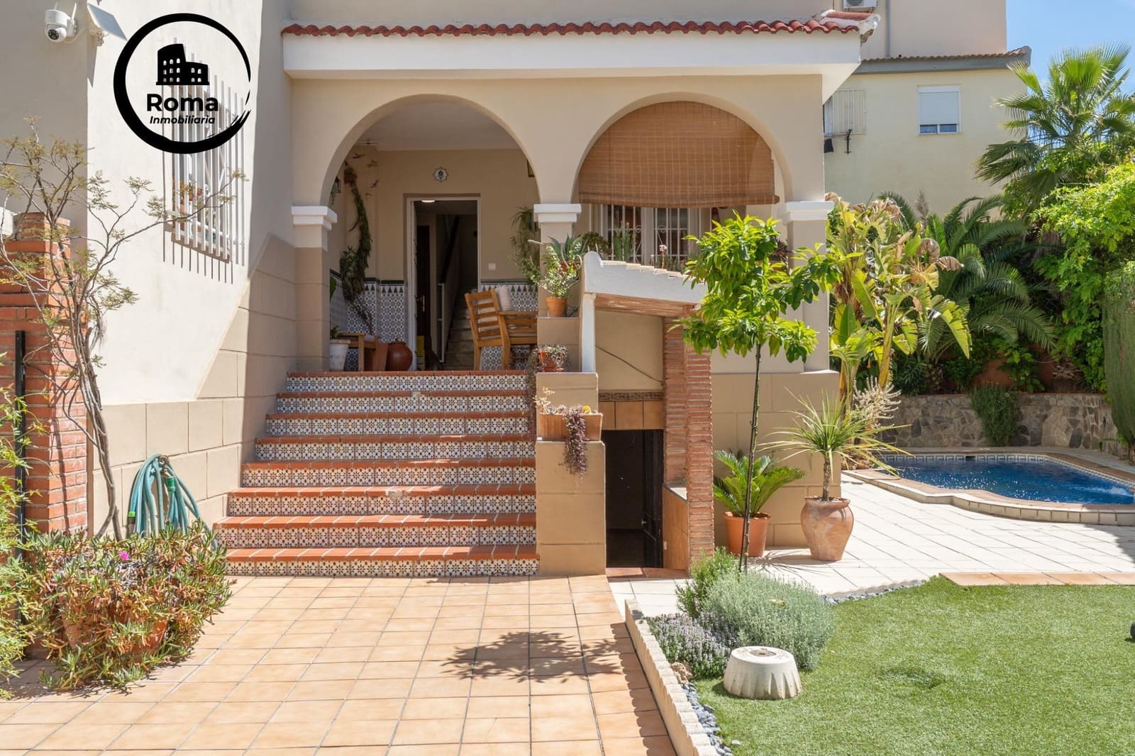 5 bedroom Villa for sale in Gojar with pool garage - € 349,000 (Ref: 9825397)
