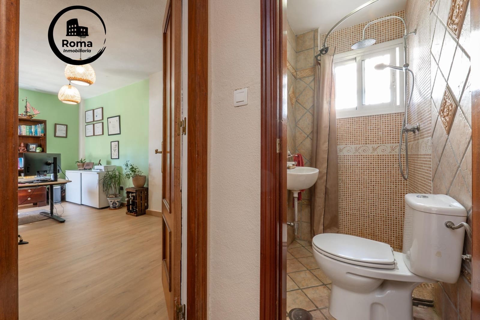 5 bedroom Villa for sale in Gojar with pool garage - € 349,000 (Ref: 9825397)