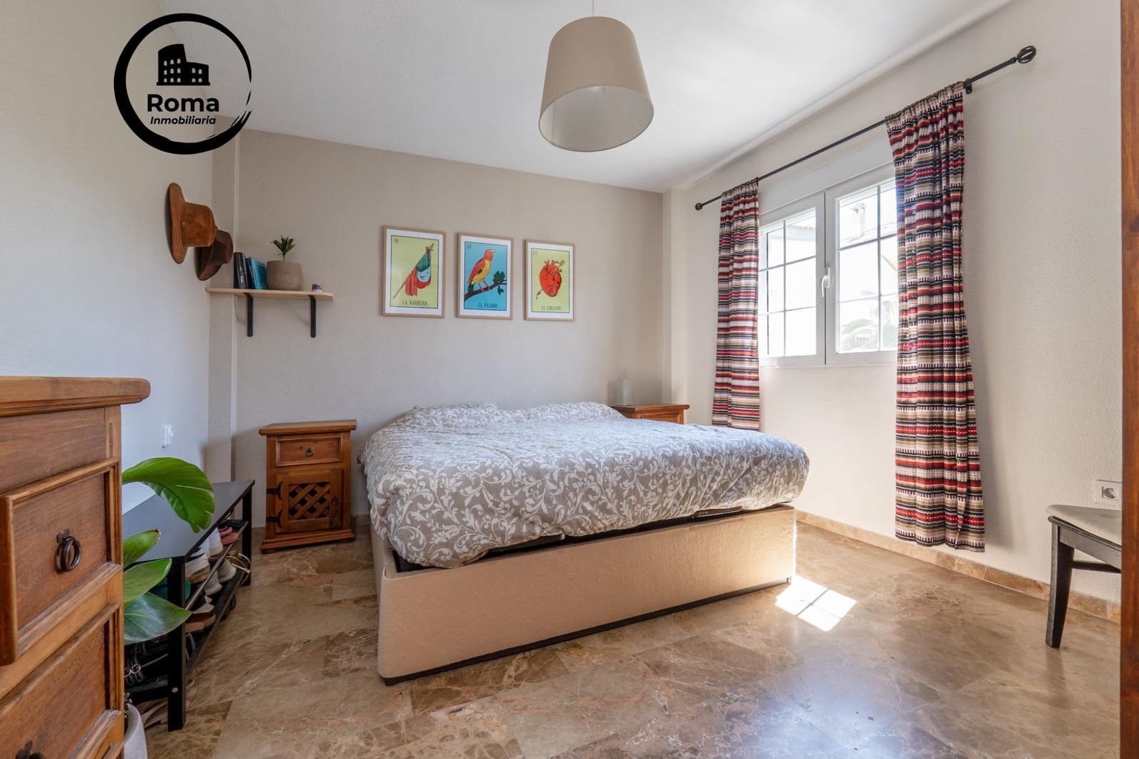 5 bedroom Villa for sale in Gojar with pool garage - € 349,000 (Ref: 9825397)