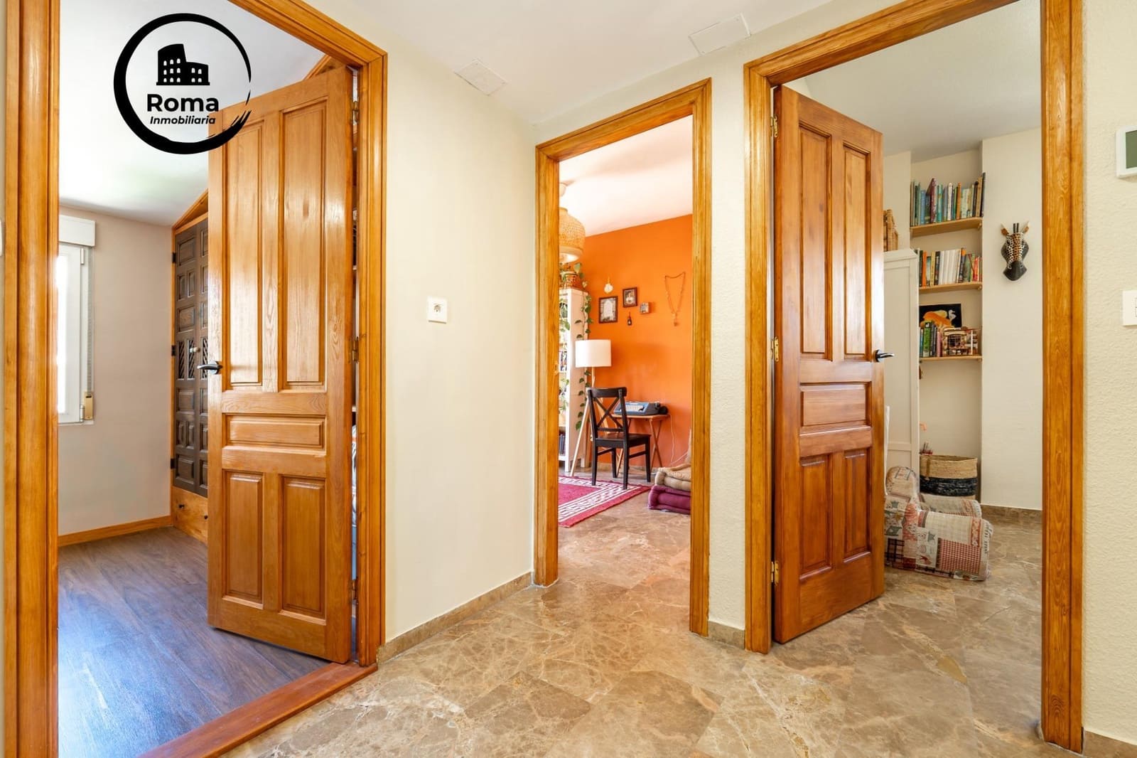 5 bedroom Villa for sale in Gojar with pool garage - € 349,000 (Ref: 9825397)