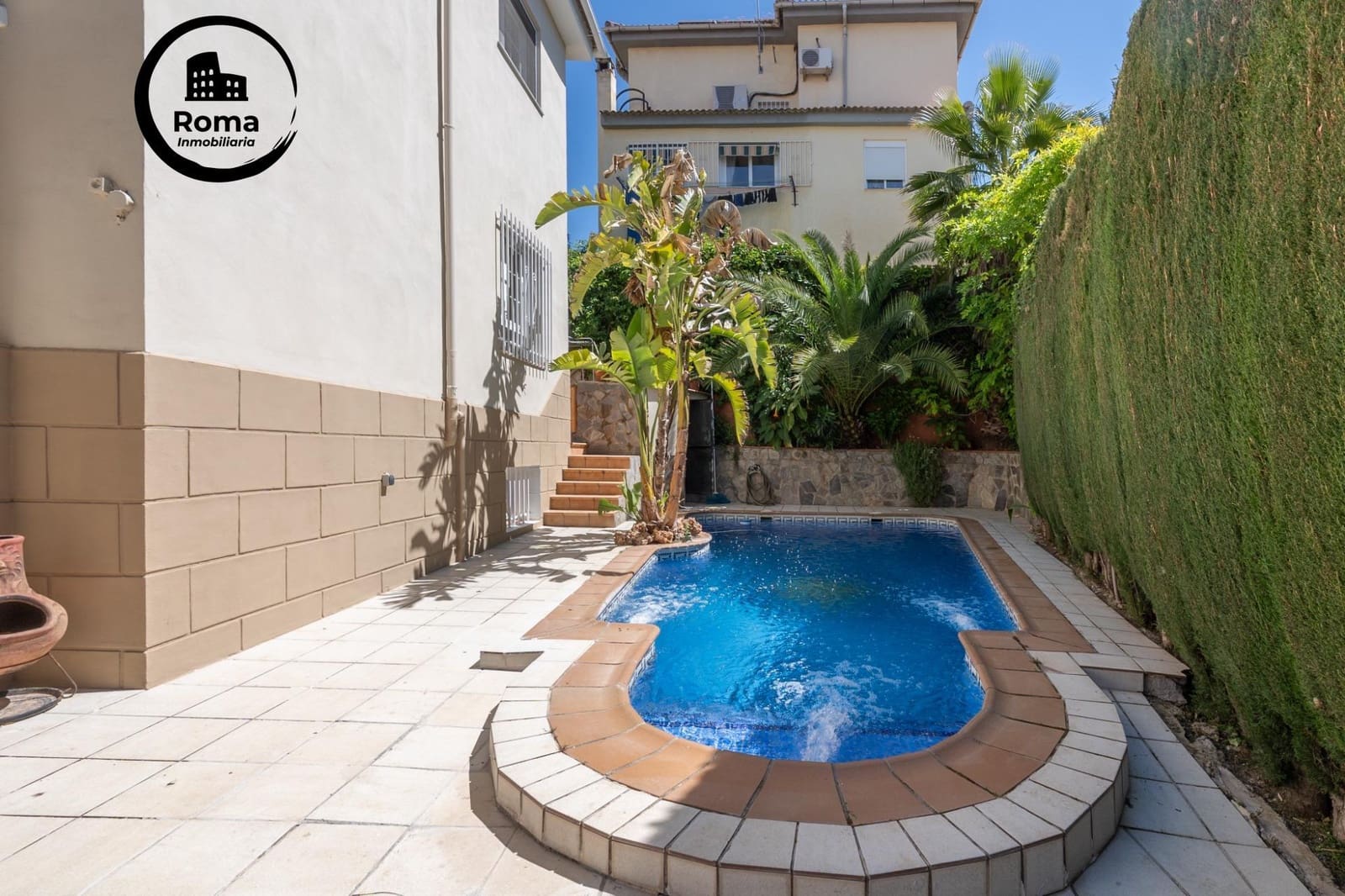 5 bedroom Villa for sale in Gojar with pool garage - € 349,000 (Ref: 9825397)
