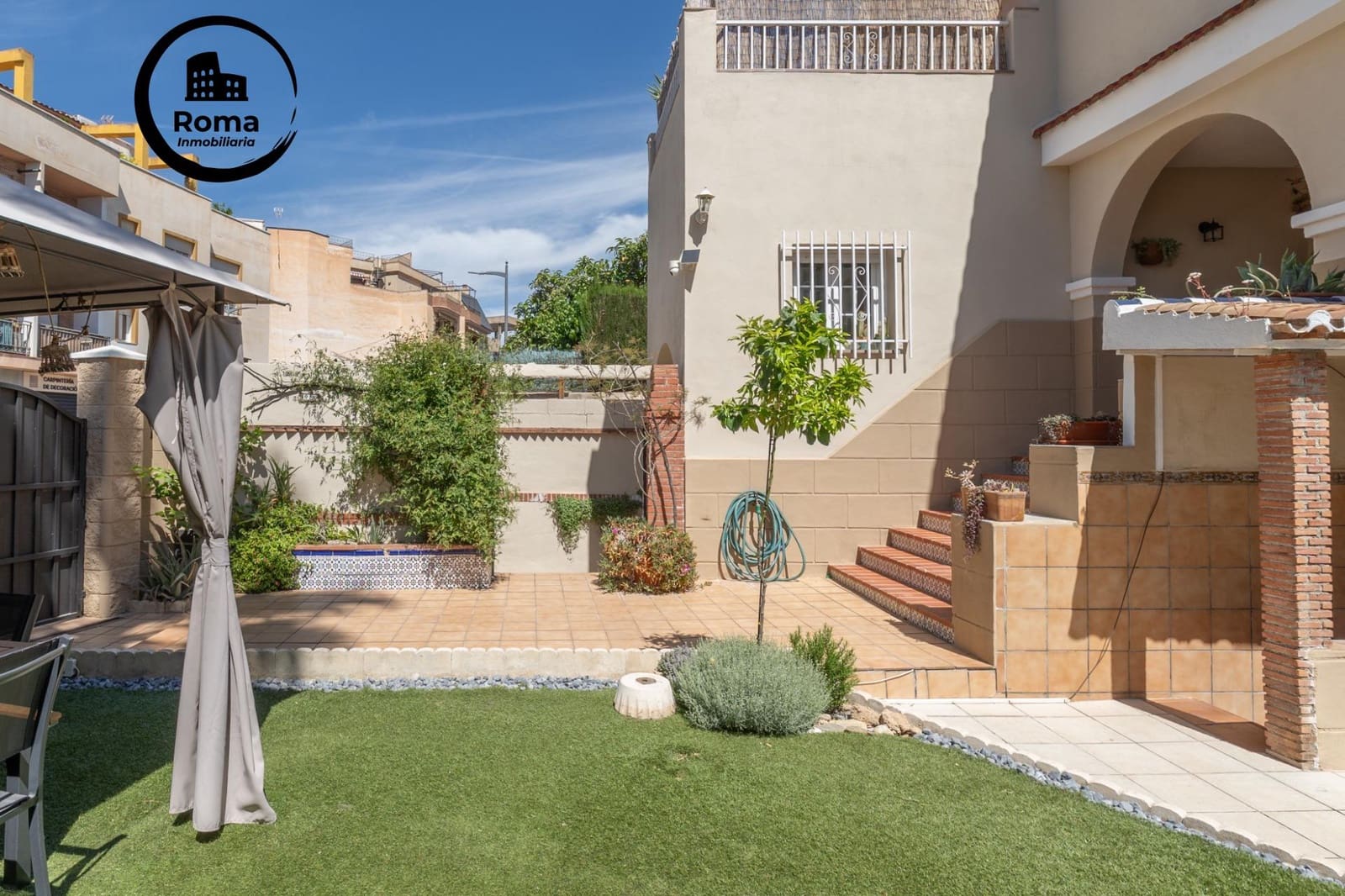 5 bedroom Villa for sale in Gojar with pool garage - € 349,000 (Ref: 9825397)