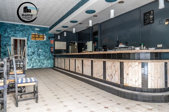 2 slaapkamer Commercieel te koop in Granada stad - € 105.000 (Ref: 9825398)