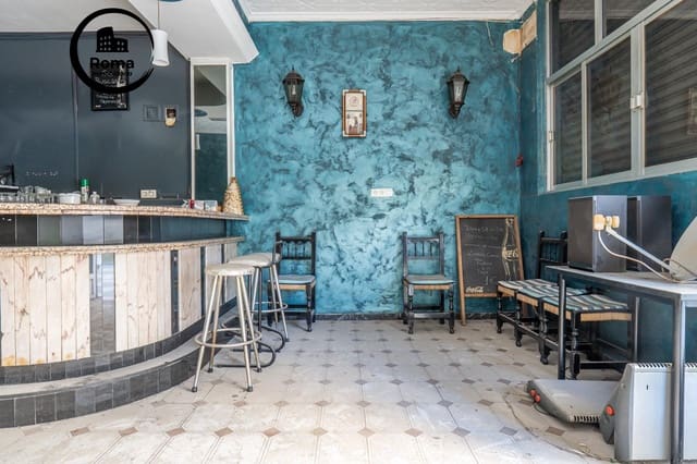 2 slaapkamer Commercieel te koop in Granada stad - € 105.000 (Ref: 9825398)