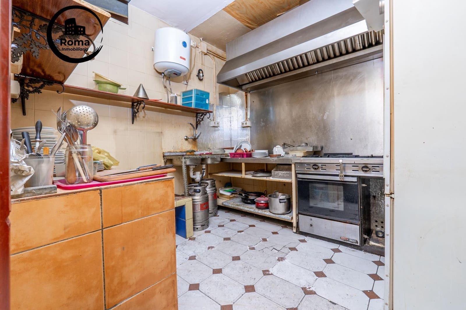 Local Comercial de 2 habitaciones en Granada ciudad en venta - 105.000 € (Ref: 9825398)