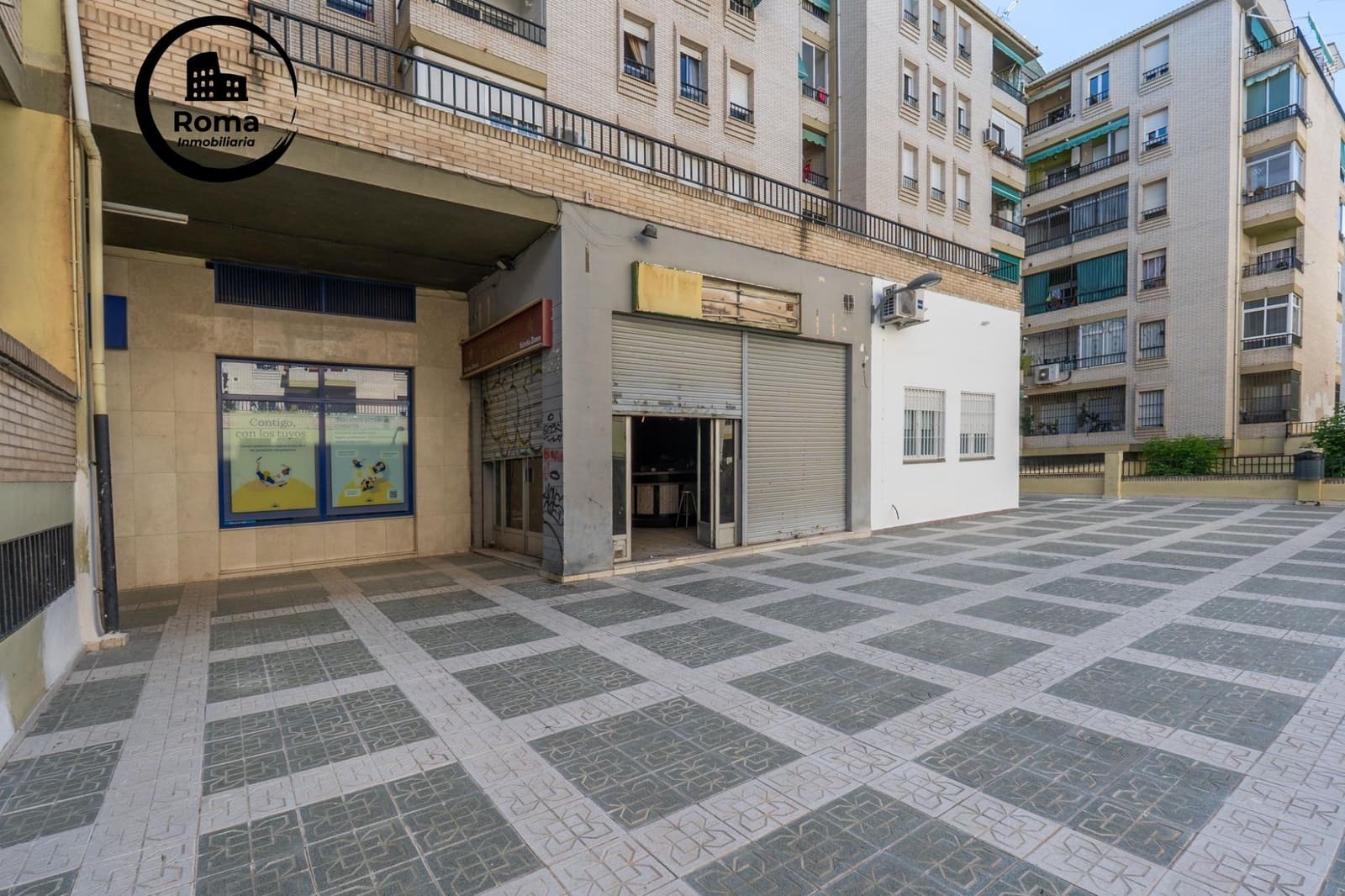 Local Comercial de 2 habitaciones en Granada ciudad en venta - 105.000 € (Ref: 9825398)