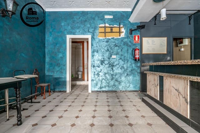 2 slaapkamer Commercieel te koop in Granada stad - € 105.000 (Ref: 9825398)