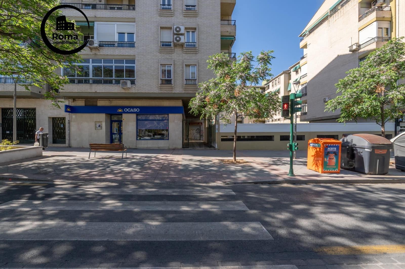 Local Comercial de 2 habitaciones en Granada ciudad en venta - 105.000 € (Ref: 9825398)