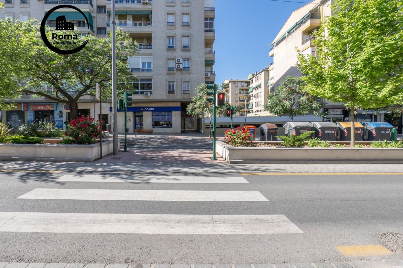 Local Comercial de 2 habitaciones en Granada ciudad en venta - 105.000 € (Ref: 9825398)