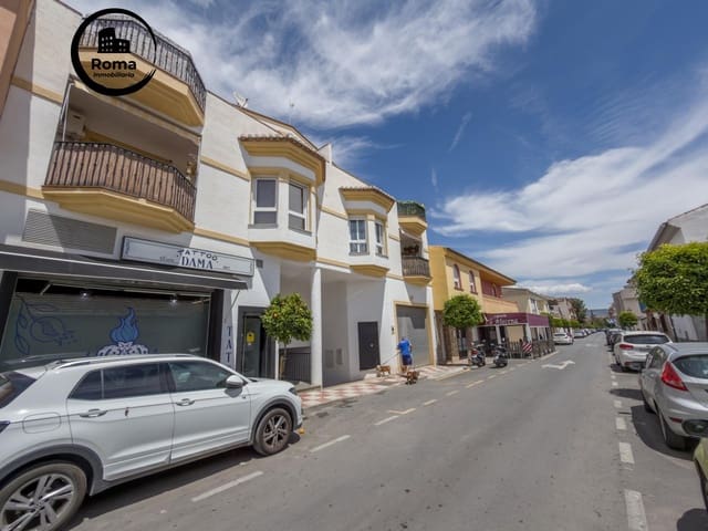 3 soveværelse Lejlighed til salg i Churriana de la Vega med garage - € 230.000 (Ref: 9825400)