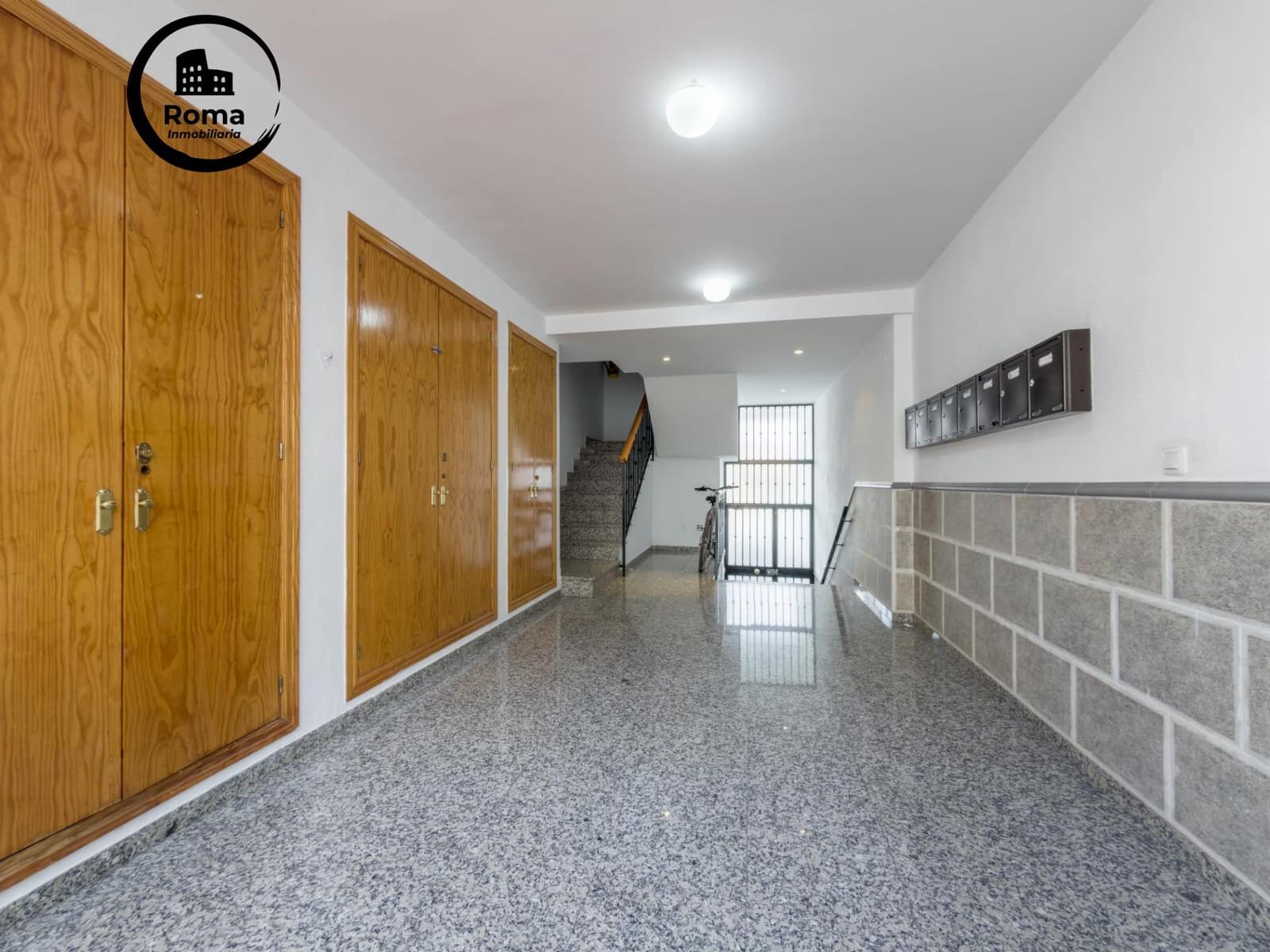 3 soveværelse Lejlighed til salg i Churriana de la Vega med garage - € 230.000 (Ref: 9825400)